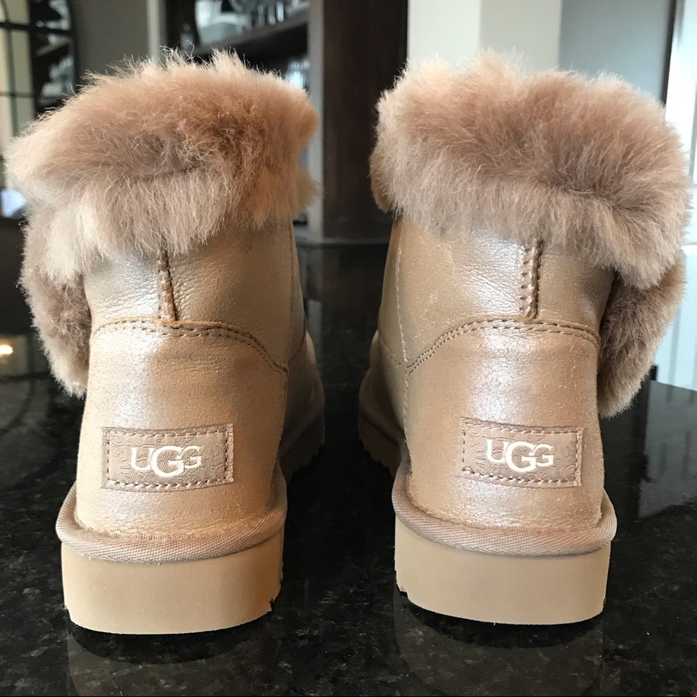 New UGG Classic Fluff Pin Mini Boot, Antique Pearl - Picture 4 of 8